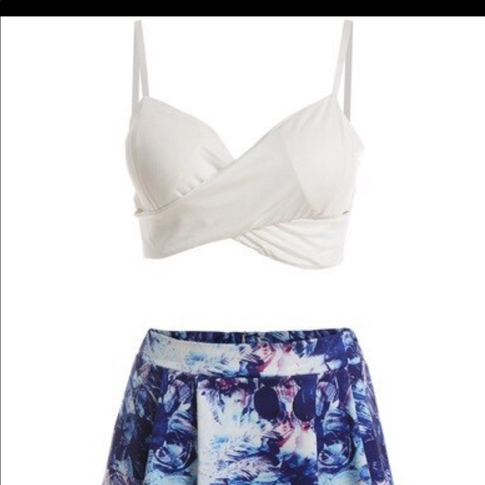 White crop top